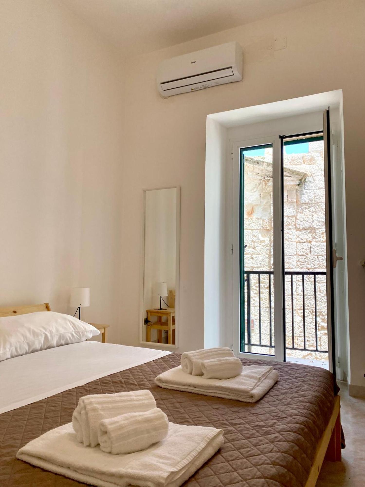 Dimora Santa Maria - Puglia Mia Apartments Монополи Екстериор снимка