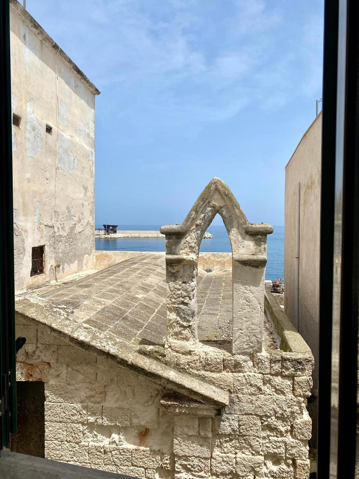 Dimora Santa Maria - Puglia Mia Apartments Монополи Екстериор снимка