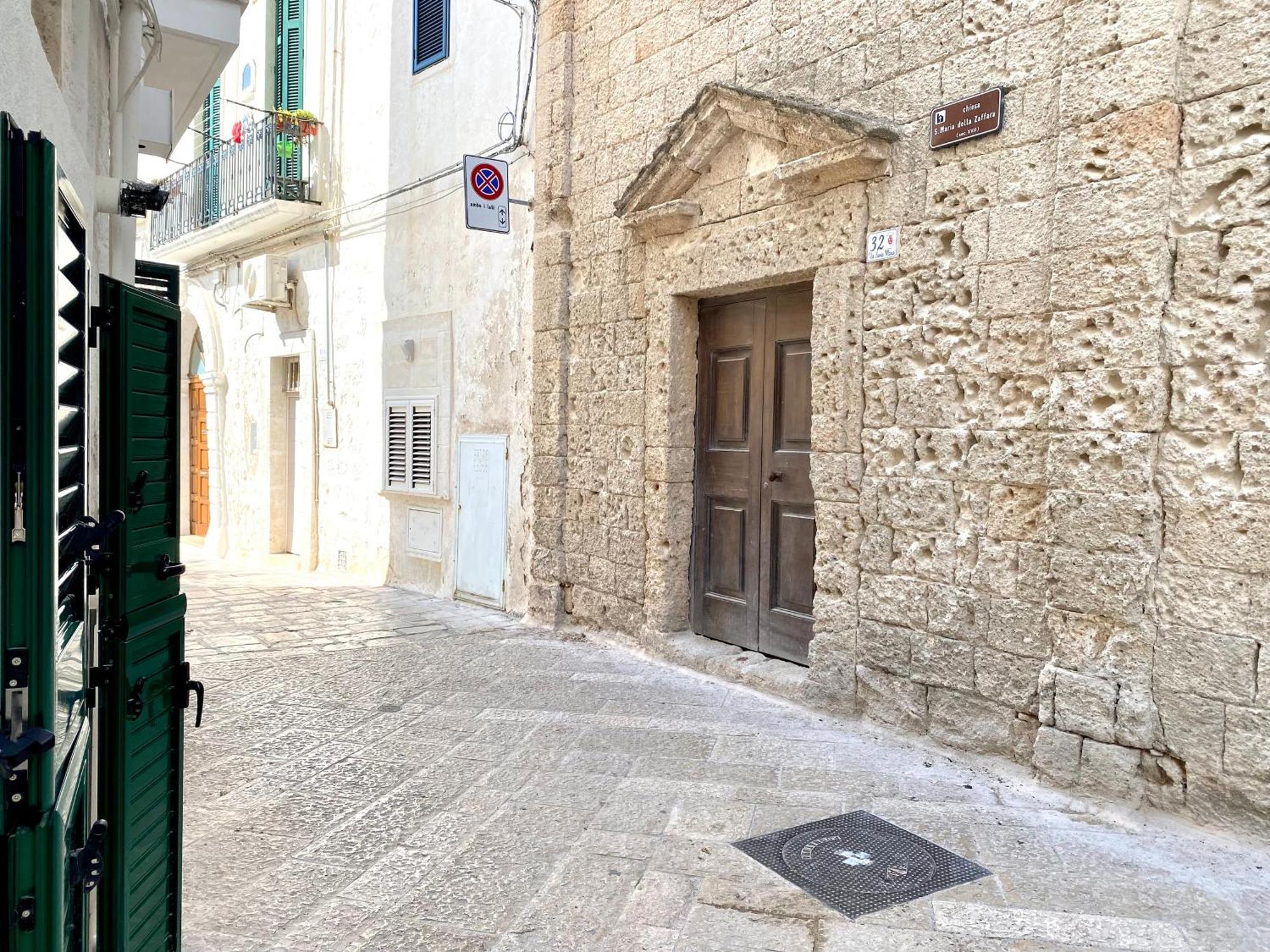 Dimora Santa Maria - Puglia Mia Apartments Монополи Екстериор снимка